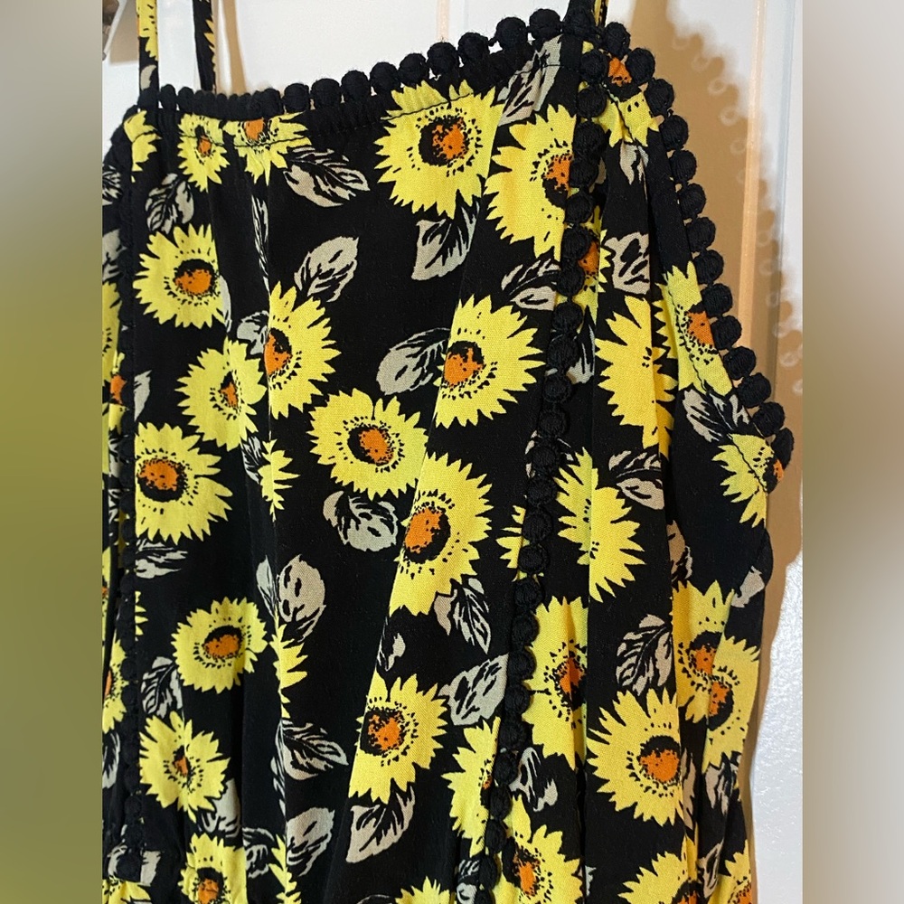 Girl’s Shorts Romper Sunflower